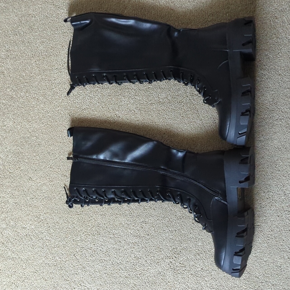 Dream Pairs vegan combat boots